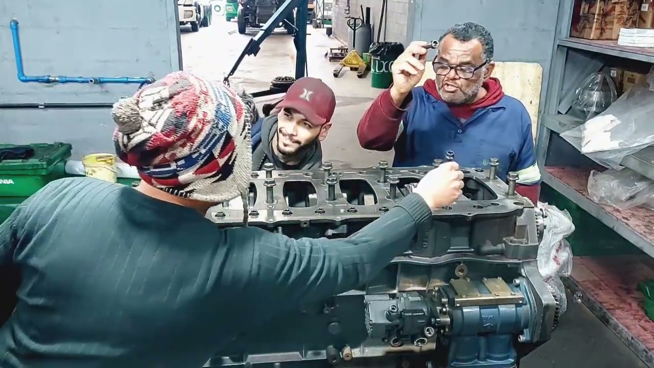 MONTANDO  MANCAL DO MOTOR FPT CURSOR 13 IVECO.