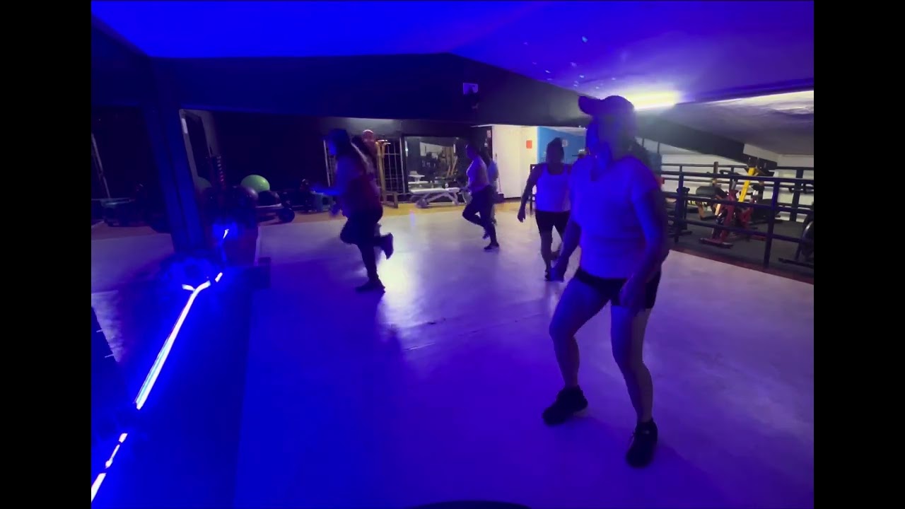 Cumbia carcacha clase baile fitness zumba