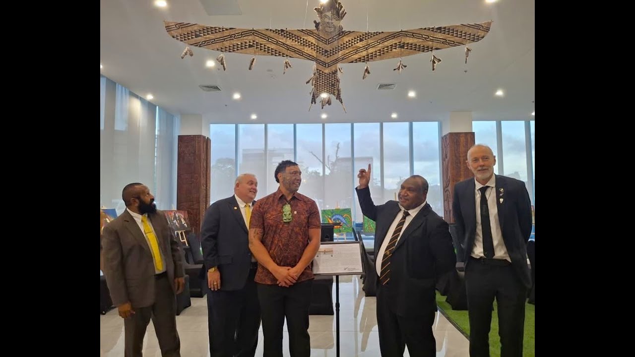 PNG @50 🇵🇬: Презентация Manu Aute — мощный тихоокеанский подарок премьер-министру Марапе 🇳🇿