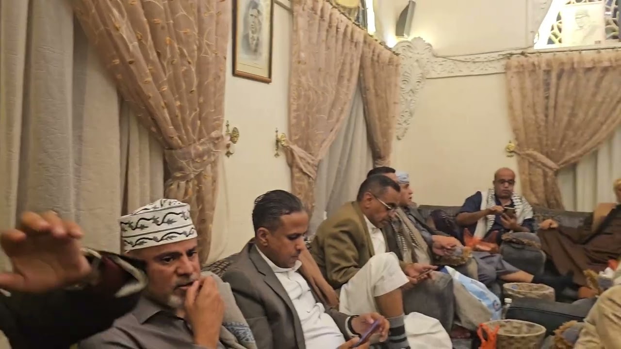 مولد | المنشد مطهر النهاري والمنشد أسامة المقدم في مجموعة من الابتهالات الروحانية