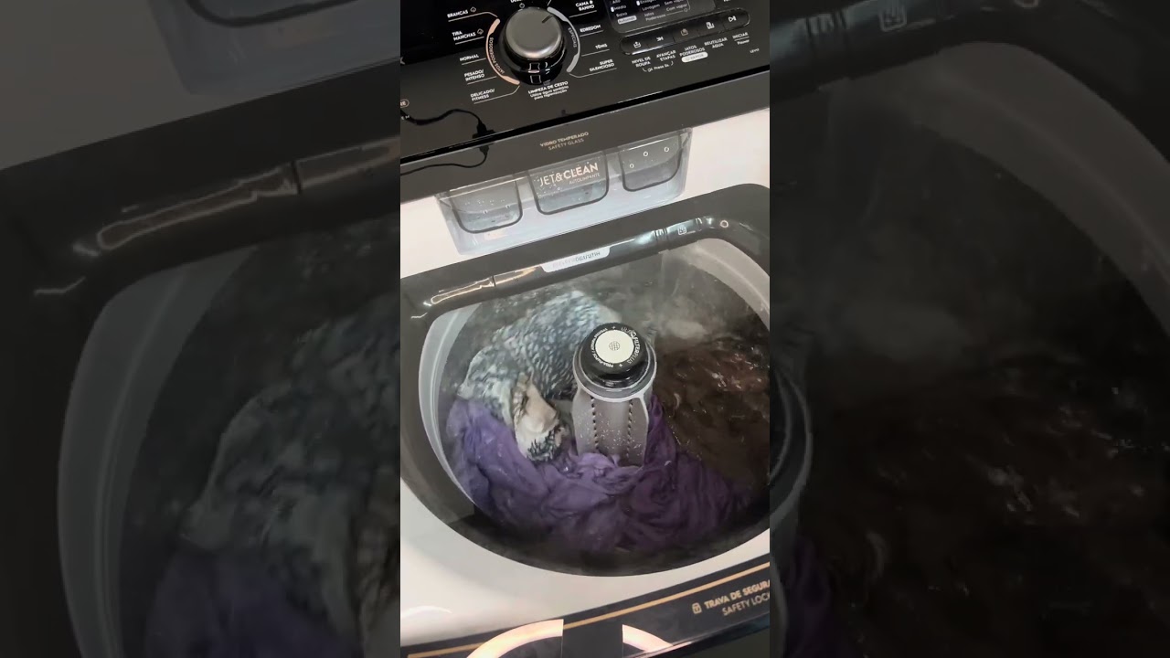 Lavadora Electrolux perfect care, vapor system 17kg( lev17) lavando roupas mistas.