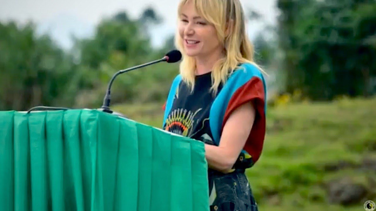 Portia De Rossi ground-breaking of the Ellen Degeneres Campus of the Dian Fossey Gorilla Fund