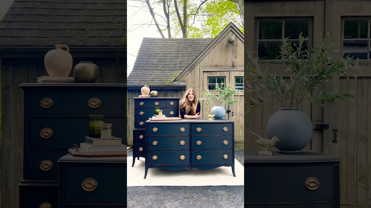 Black paint wash on this dresser makeover. #furnitureflip #homediy #diydecor