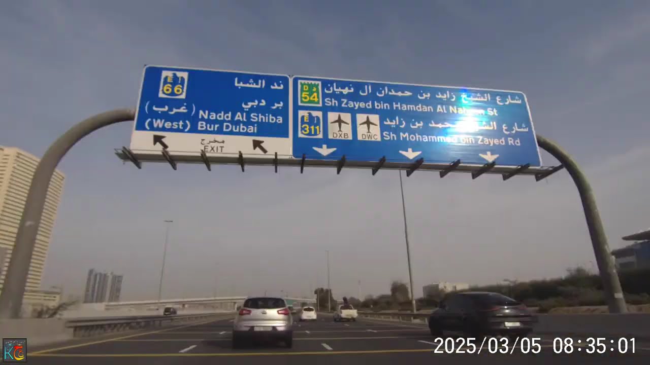 Reckless drivers at exits are the cause of traffic congestion