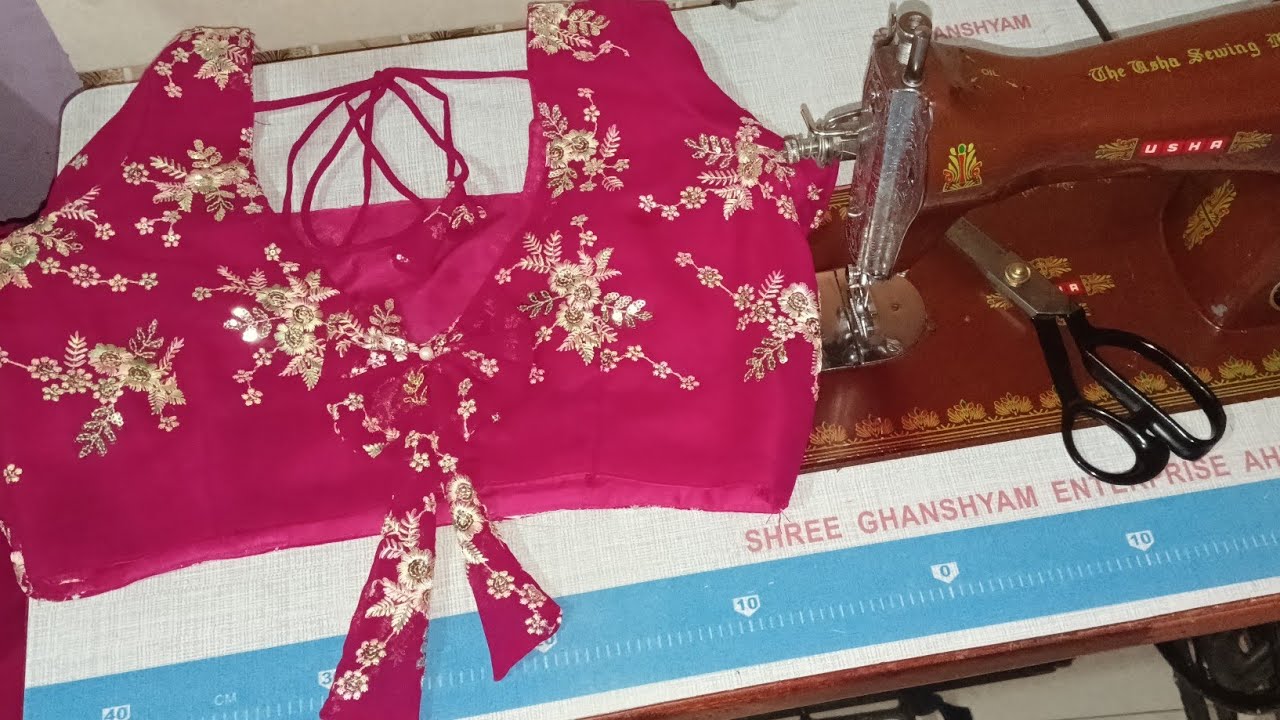 aaj princess cut blouse ki stitching dekhate hai//poonamfashionist cutting& stitching vlog