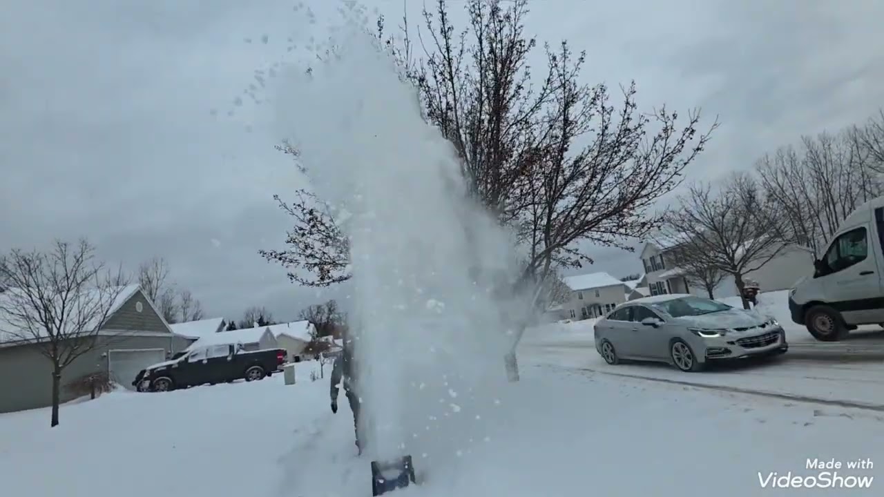Easy to cleaning snow battery hand shovel..