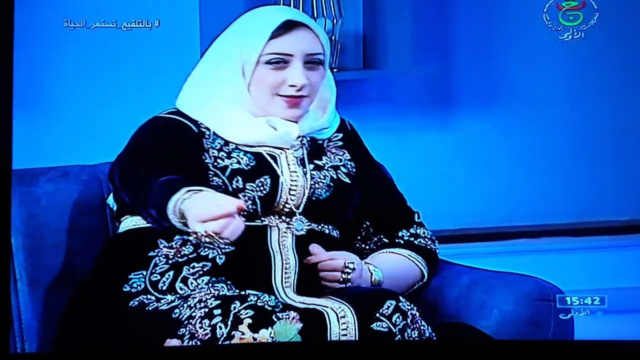 كيفية ادخال شفرة بيس لريسيفر كيوماكس لمشاهدة قناة الجزائر الارضية  Qmax HD Biss Channels
