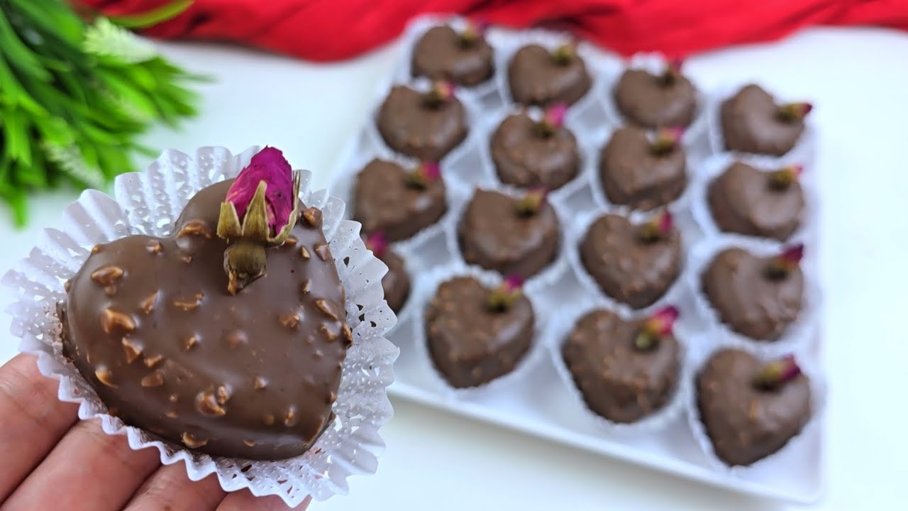 حلويات العيد / حلوة القلب ❤️ المحشية بزاااف ساهلة .. بنينة و تخرج كمية كبيرة
