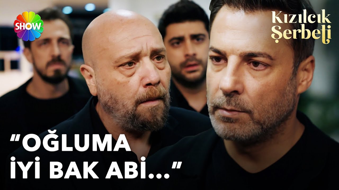 Abdullah, Ömer'e destek olmak için karakola geliyor! | Kızılcık Şerbeti 111. Bölüm