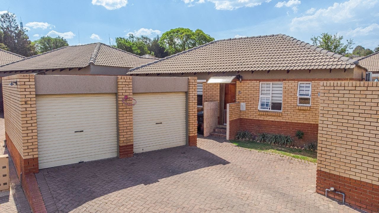 Inviting 3 Bedroom Home available in Murati Place | R 1 395 000.00