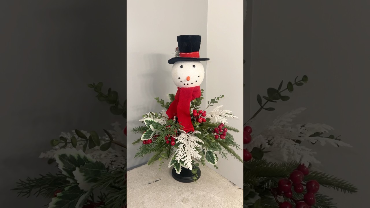 Grab a candle stick holder for this adorable holiday arrangement! ⛄️#shorts #diy #decor #christmas