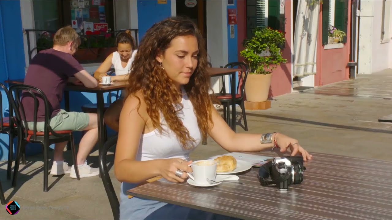 PHILIPS OLED - ITALY BRUNO (4K UHD)