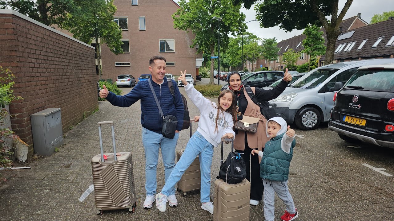 الأول يوم  فهولندا 🇳🇱 متصوروش فين مشينا 🫣و شكون استقبلنا🫶