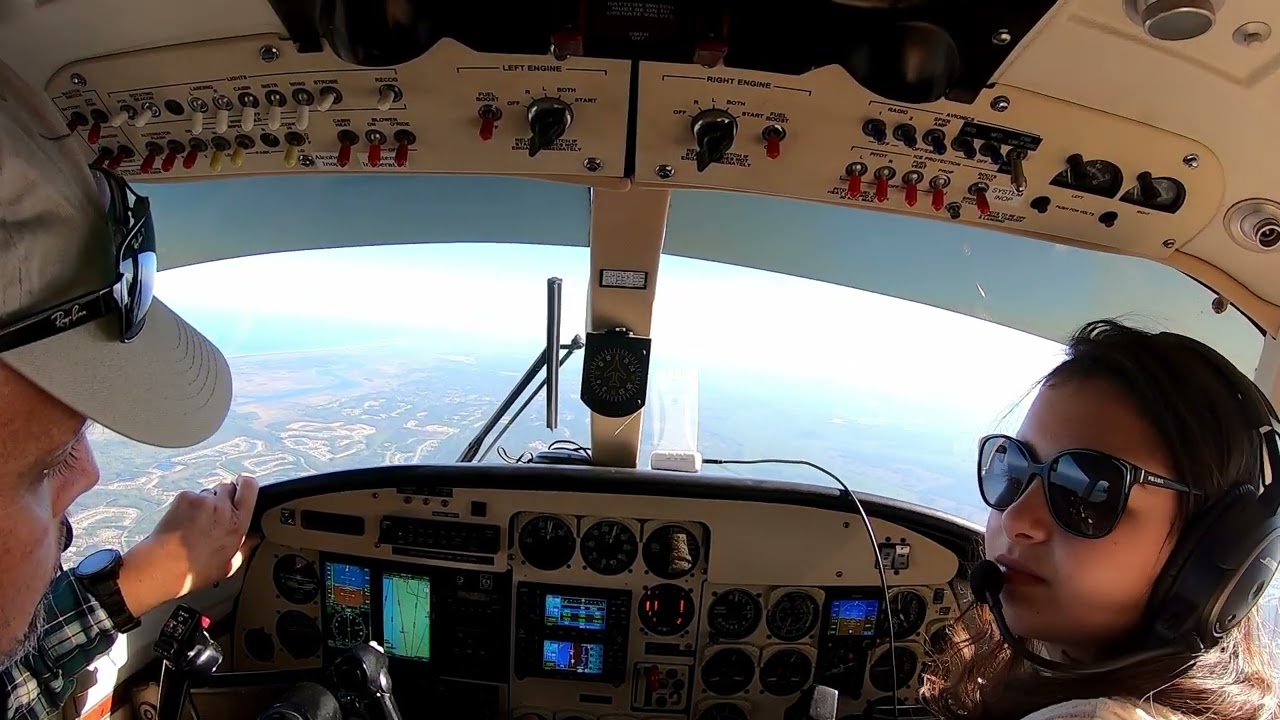 Flight from KCRG to Spruce Creek in a Shrike Commander 500S. Full ATC Audio.