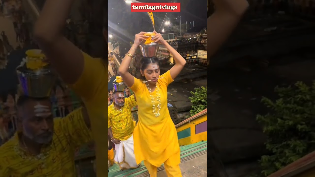 Om muruga potri#thaipusam2025# Batu caves #murugan temple #malaysia #tamil god #trending #india #