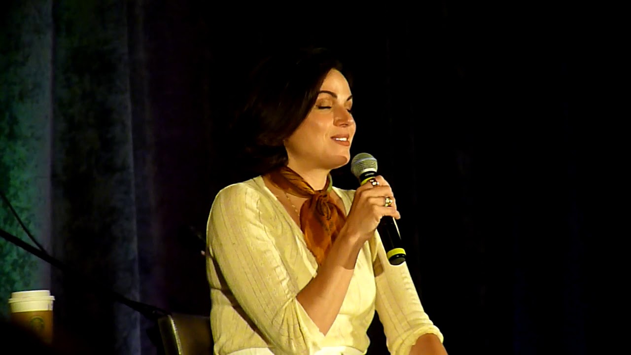 Lana Parrilla Full Panel! OUAT ORL 2018