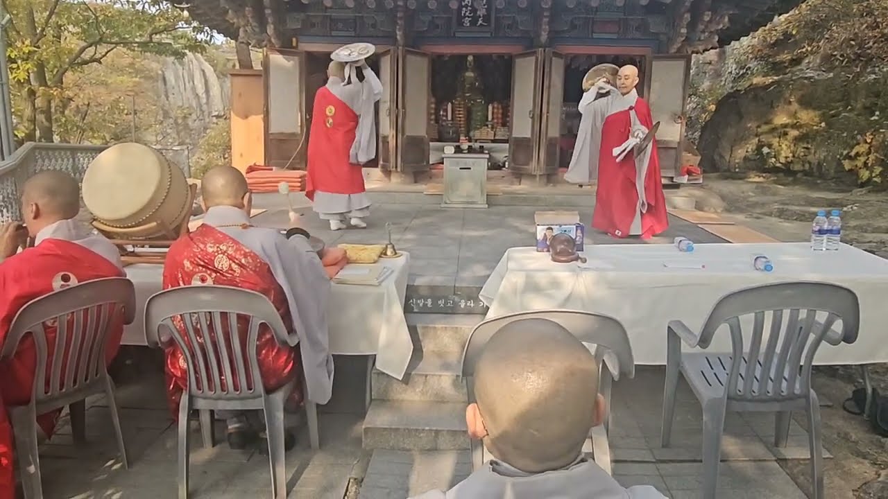선운사도솔암  전북 고창 대한불교조계종 제 24 교구본사 선운사 산내암자.