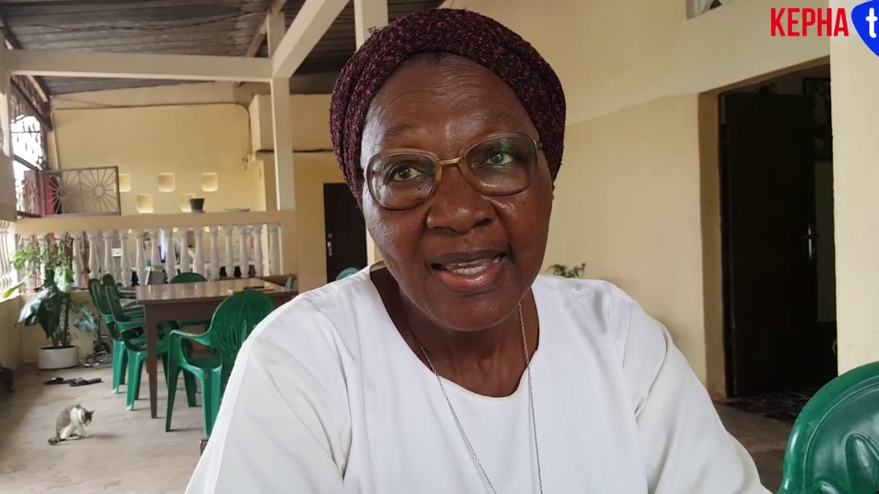 LA PIONNIÈRE DES RELIGIEUSES IVOIRIENNES SR BERNADETTE  DOUKOURE Sr de la charité notre dame d'Evron