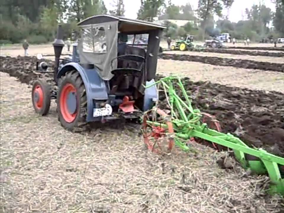Lanz Bulldog D7506 Bj.40 beim Pflügen