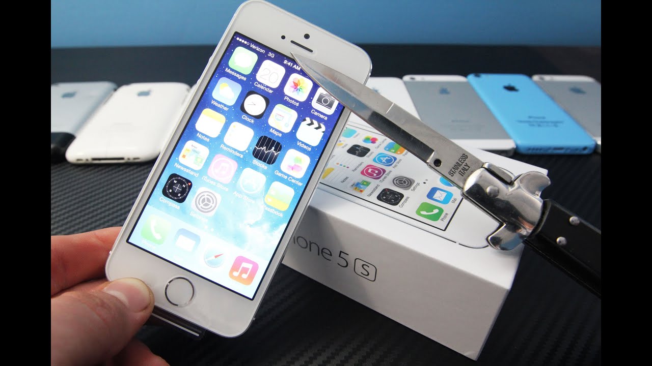 iPhone 5S Unboxing, Hands On & First Impressions!