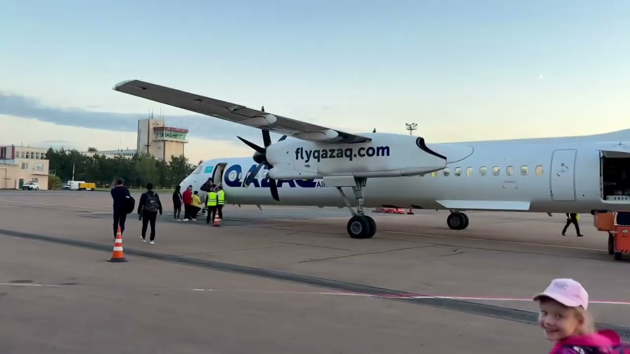Bombardier Dash 8-402 ✈ Economy class Qazaq Air | Эконом класс Qazaq Air: личный опыт