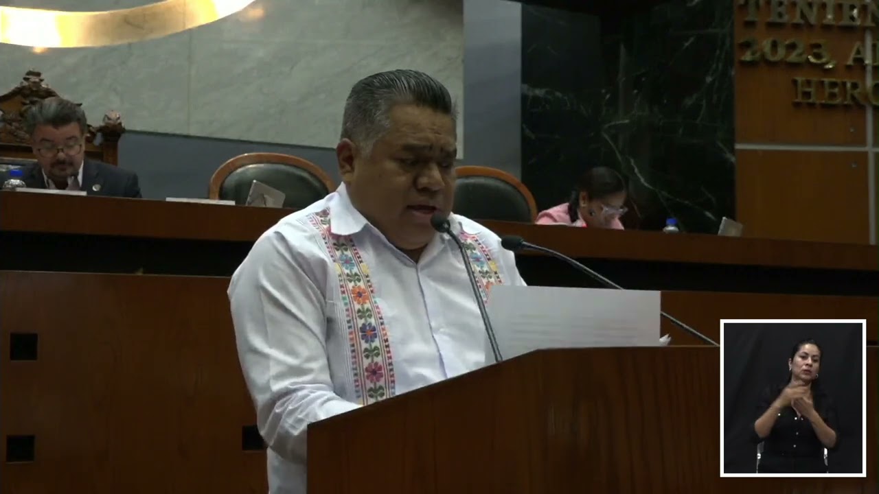 Congreso exhorta revisar esquema financiero del programa Escuelas al Cien