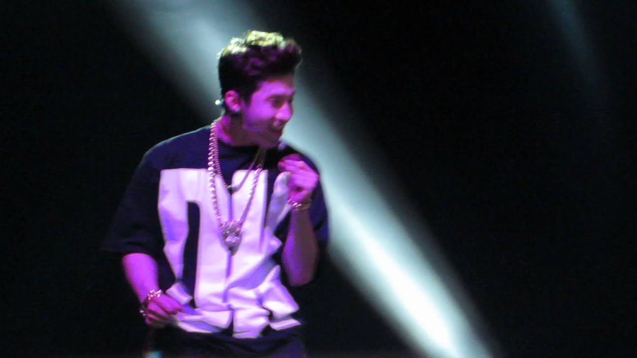 140517 SG E awards Henry - Holiday