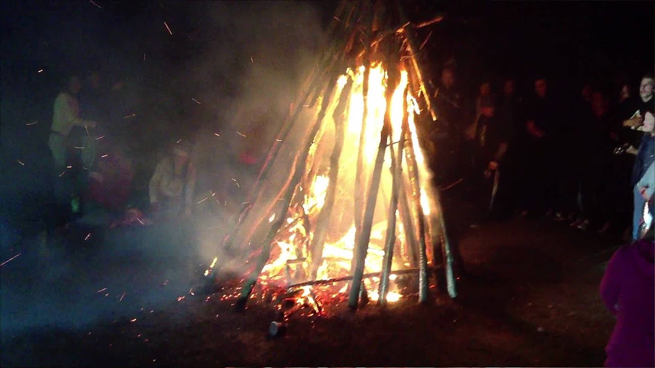 Focul de tabara - Born Again 2012