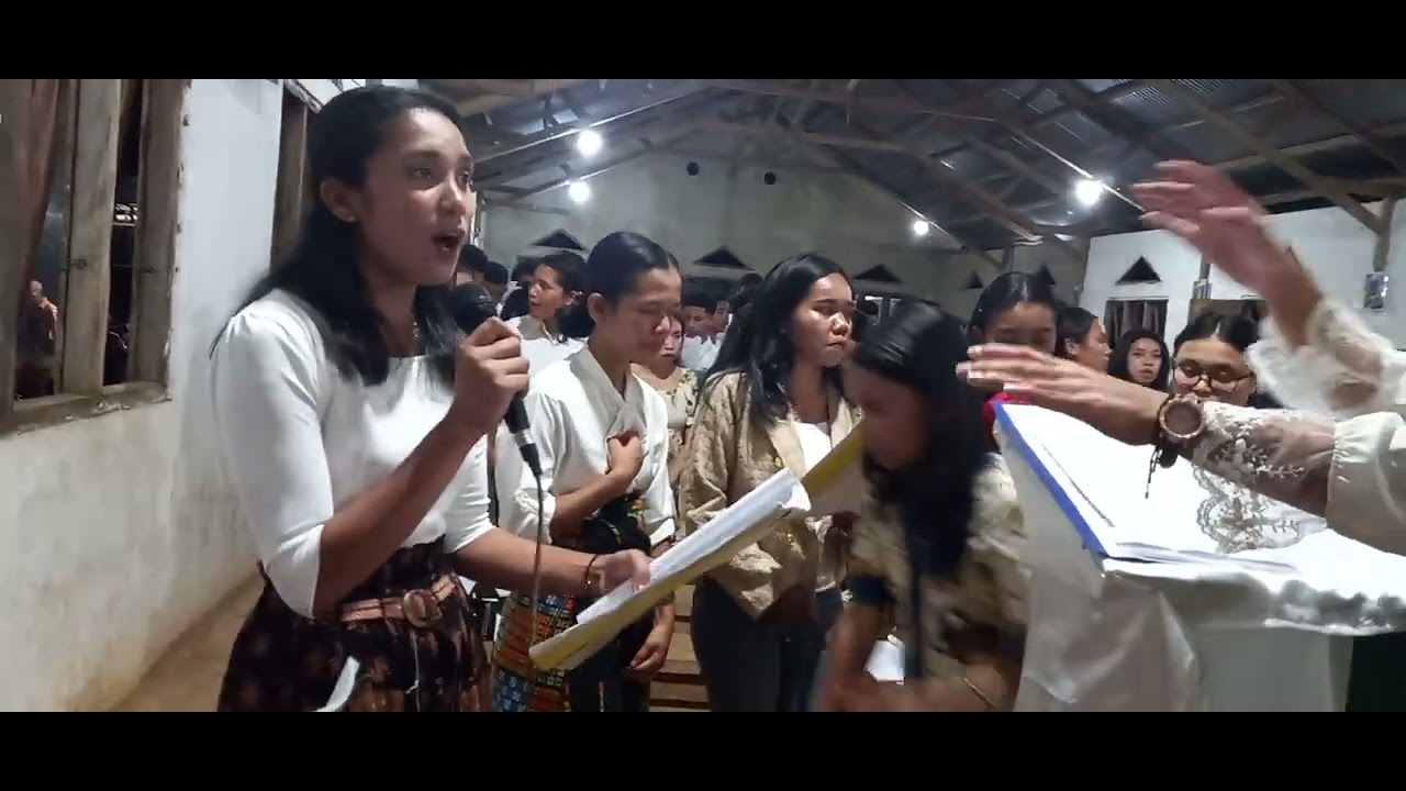 koor unika st. paulus ruteng #natal2024 #stasirewas #ruteng ##rutengmanggarai #rutengstory