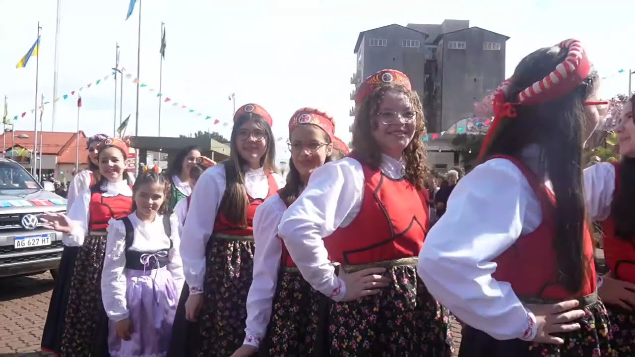 Desfile de los inmigrantes Obera 2025 