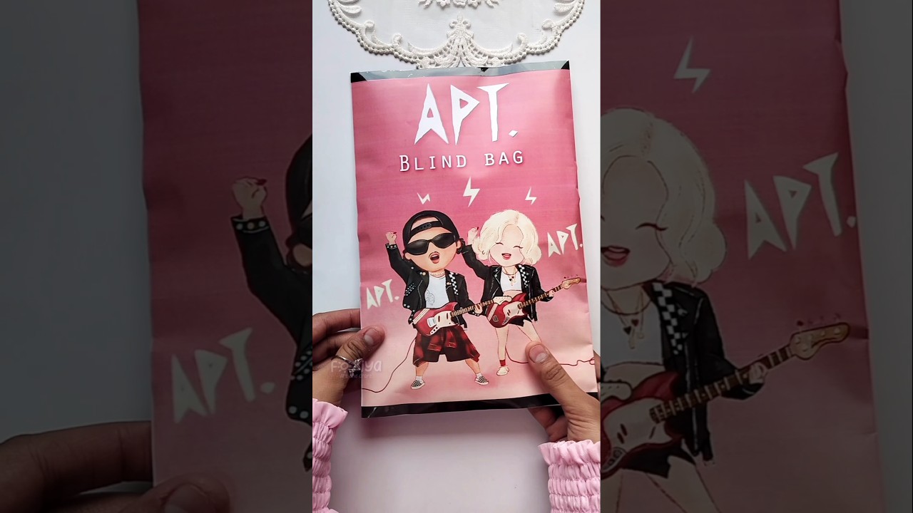 Ros&eacute; Bruno Mars APT Blind bag ASMR #ros&eacute; #blackpinkros&eacute; #brunomars #diy #papercraft #apt #blackpink
