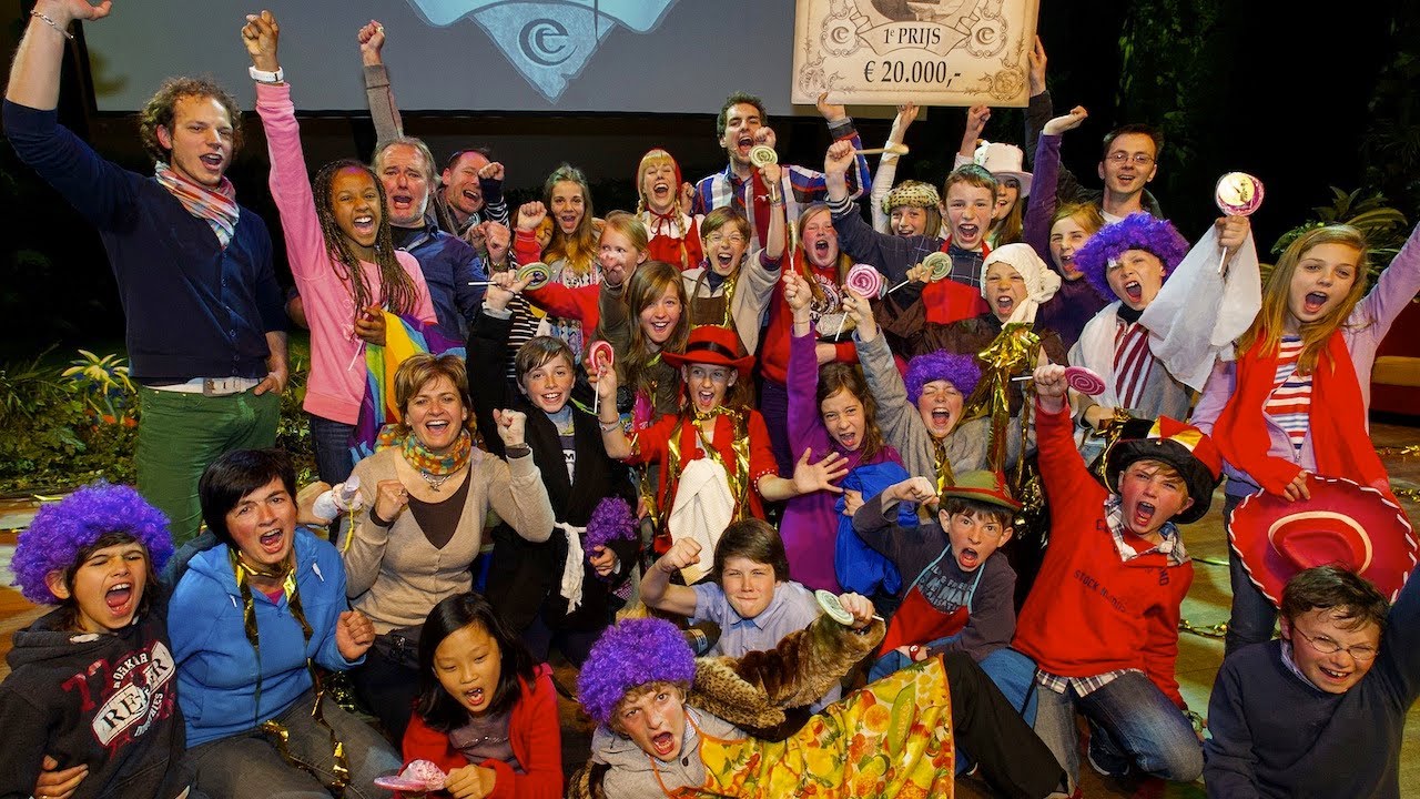 Benten neemt een kijkje bij de uitreiking van de Efteling Anton Pieck Prijs 2013 - Efteling
