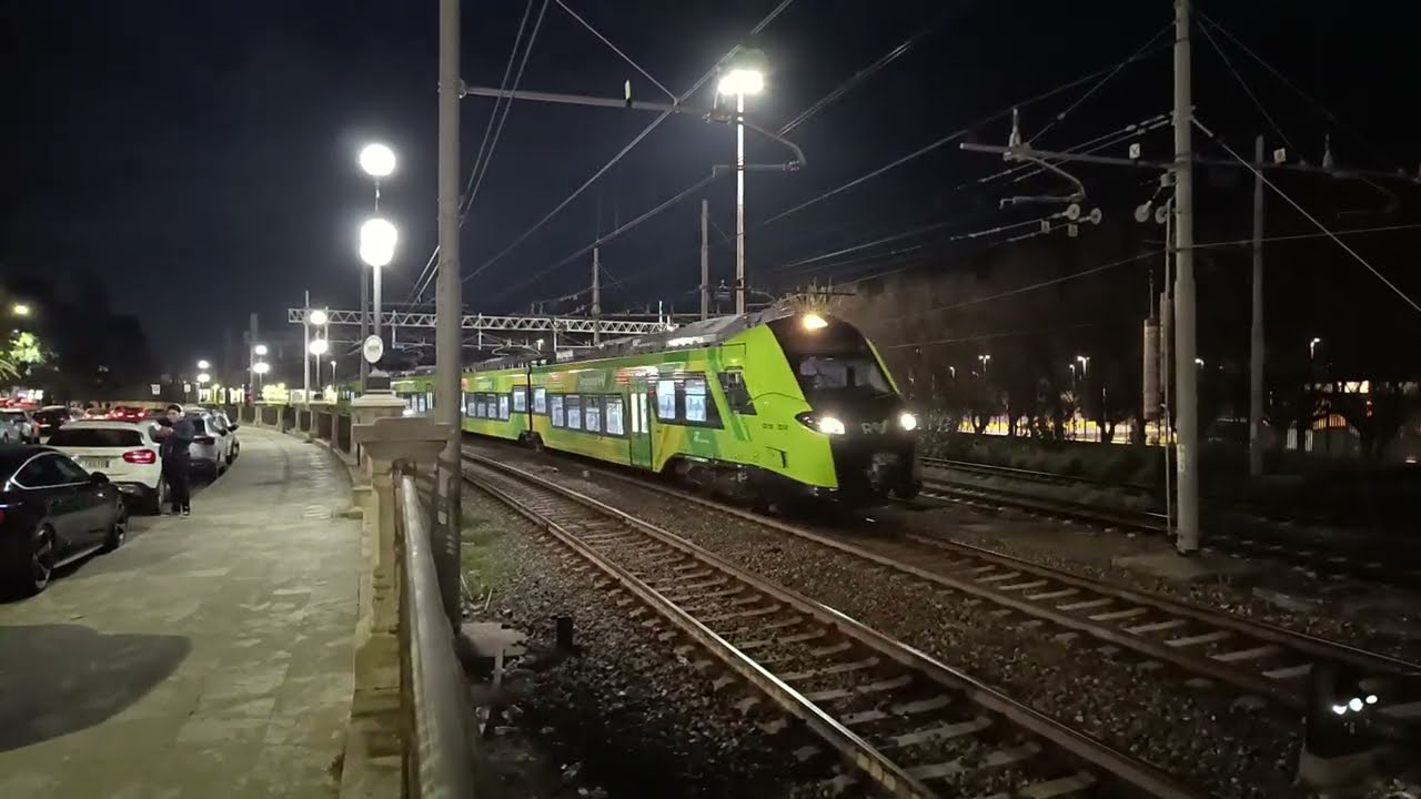 Treno Regionale Pop ETR 104 327 Regionale 5658 Reggio di Calabria Centrale-Lamezia Terme Centrale 