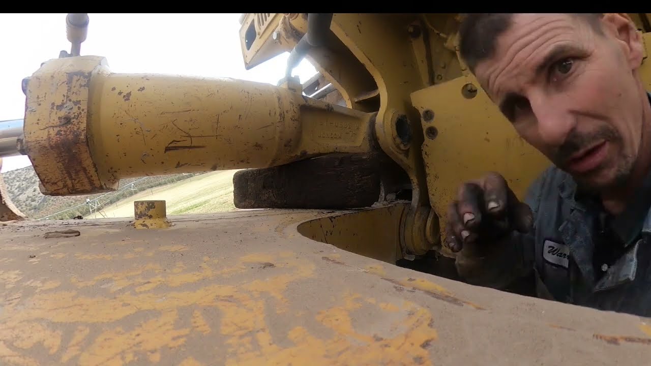 Ремонт рыхлителя Caterpillar D8n.