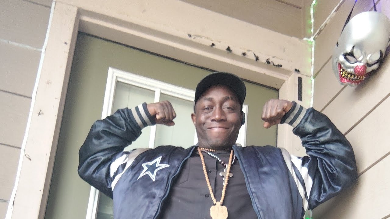 Dallas Texas Gun and Cooking is live! quick pop out rock out bars 🍻