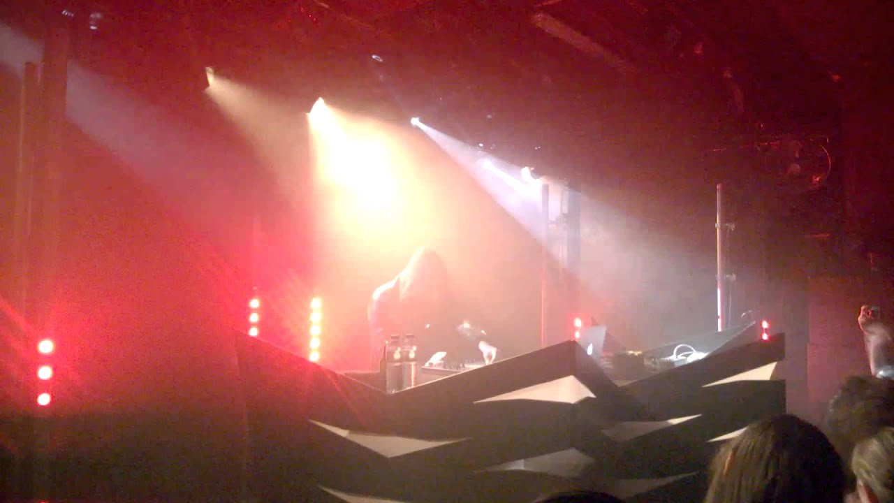 Perturbator live @ La Maroquinerie, Paris. Full set (11/03/2016)