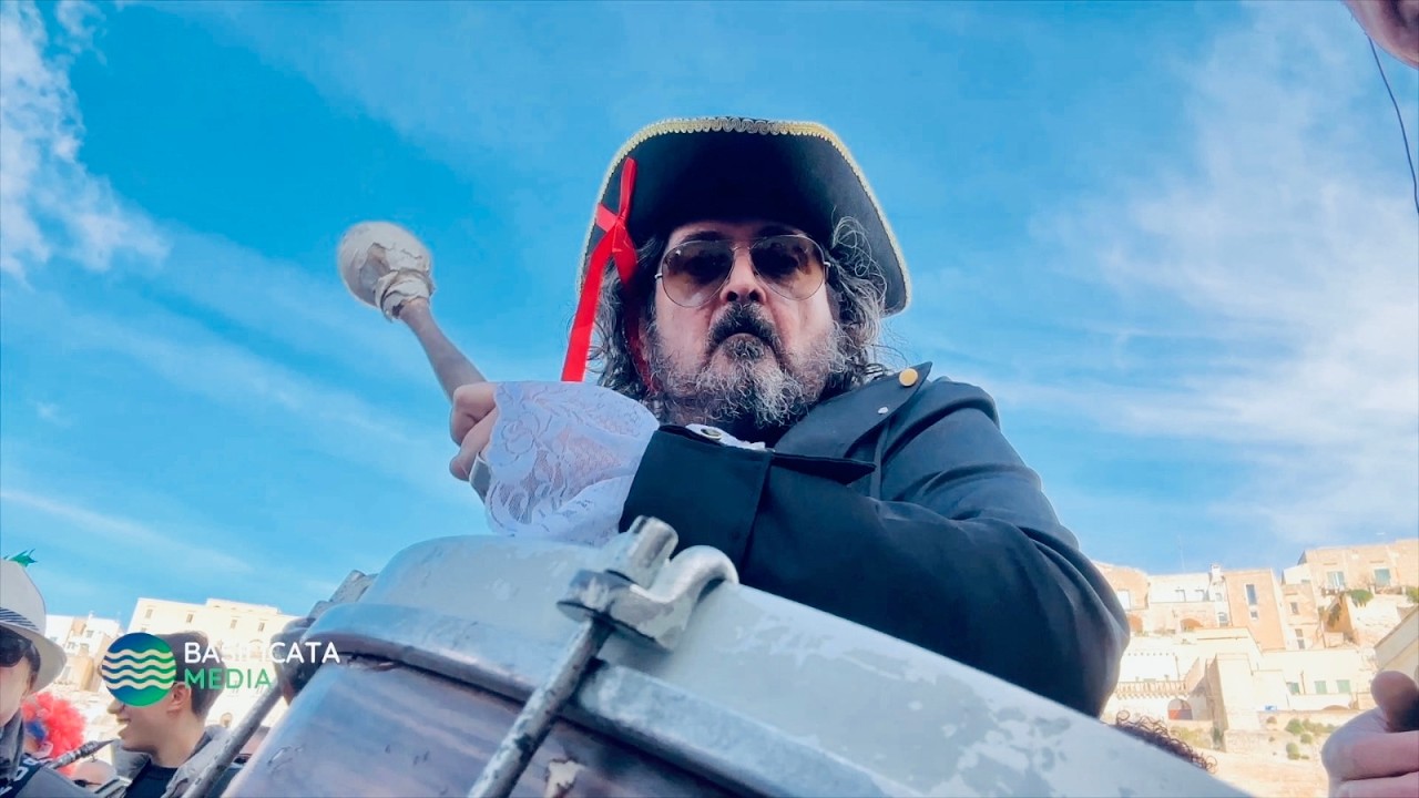 Matera e i Carnevali di Teana Lavello Crispiano e Ferrandina: un'esplosione di gioia suoni e colori