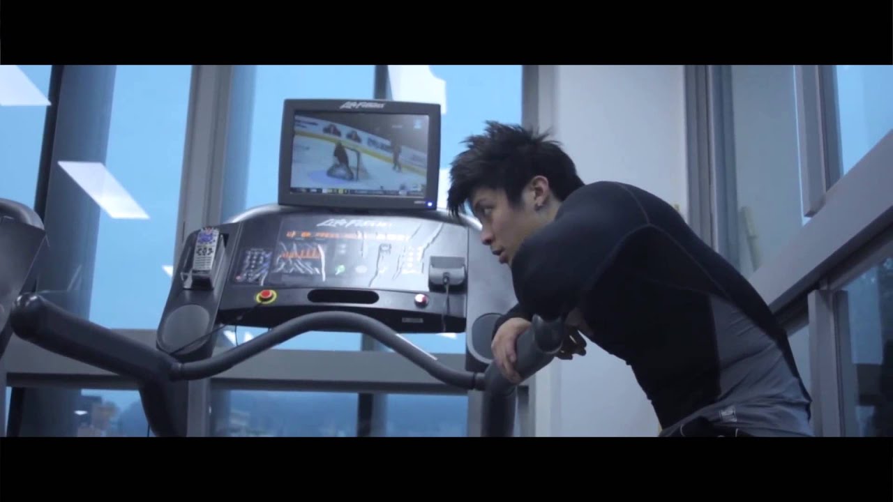 Una cita con el día de piernas - Frank Yang and Imparable.Tv