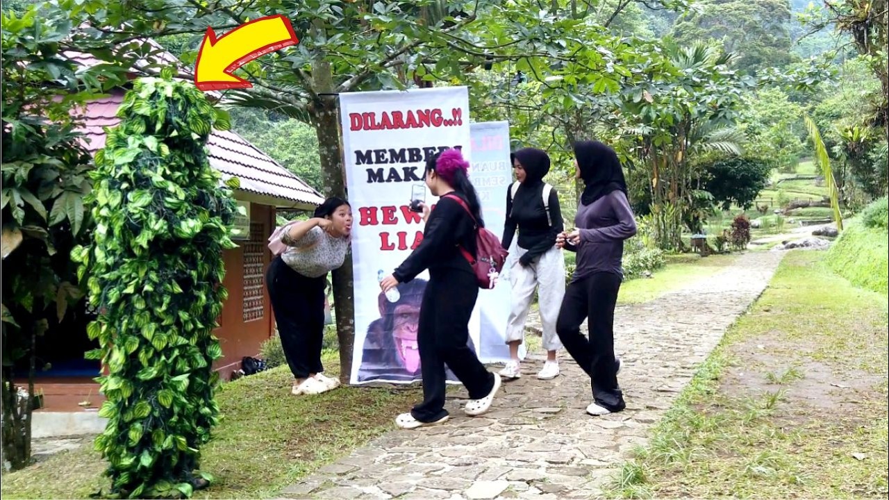 Sepertinya mereka tidak curiga padaku..!! Bushman prank funny