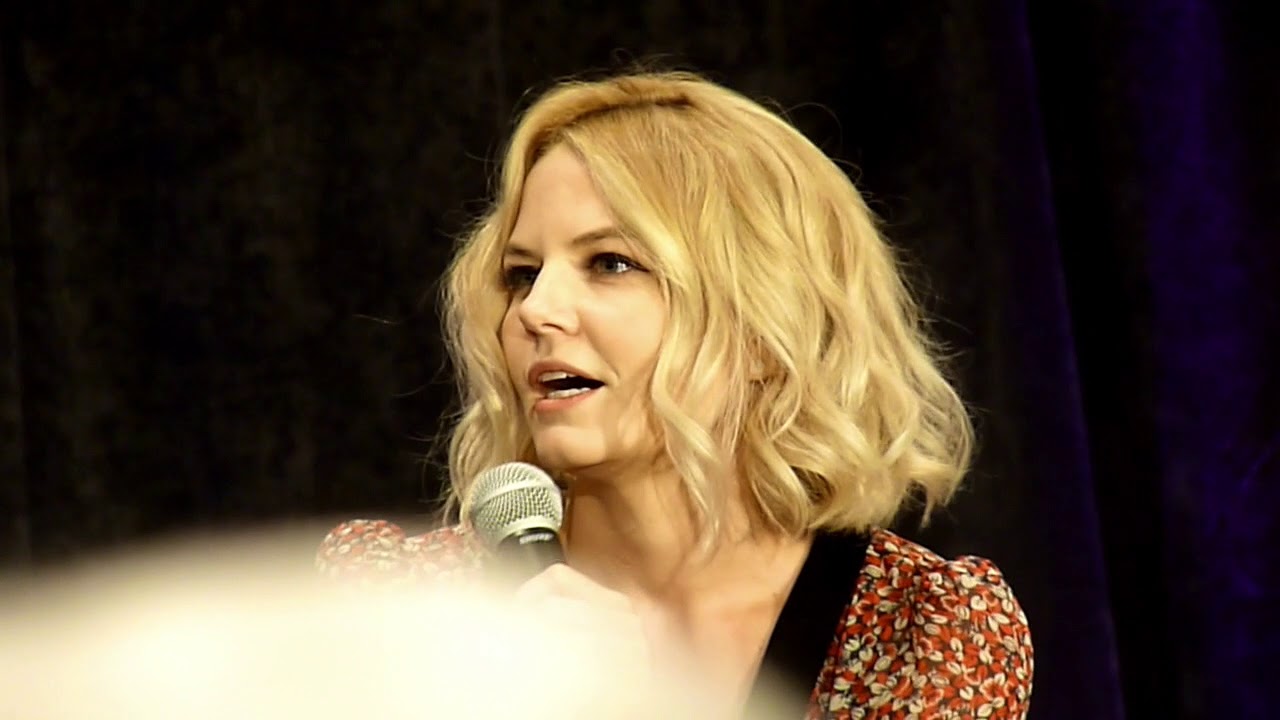 Jen and Colin Gold Panel OUAT San Francisco 2017