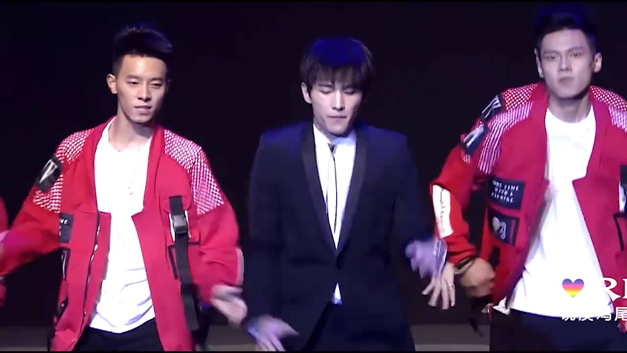 【杨洋】生日会彩排+开场舞+自在舞+杂志混剪——他不跳舞就剪出一支《Painkiller》