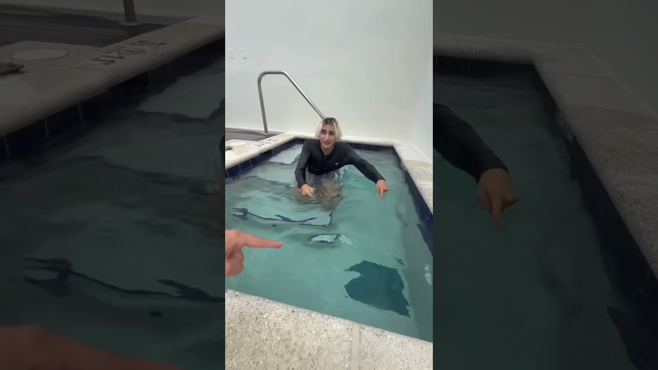 VINCI ENTRA NEL PASSAGGIO SEGRETO IN PISCINA&hellip;😱😰
