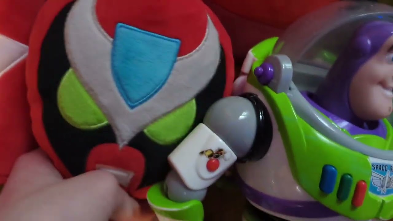 The Plush Show: The return of the sleep creature