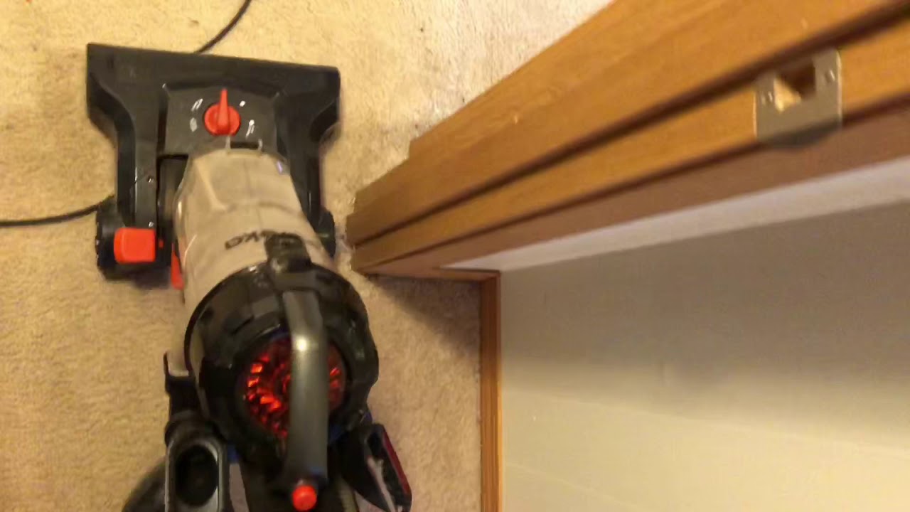 Asmr sounds of the Crunch! Vacuum Lovers!