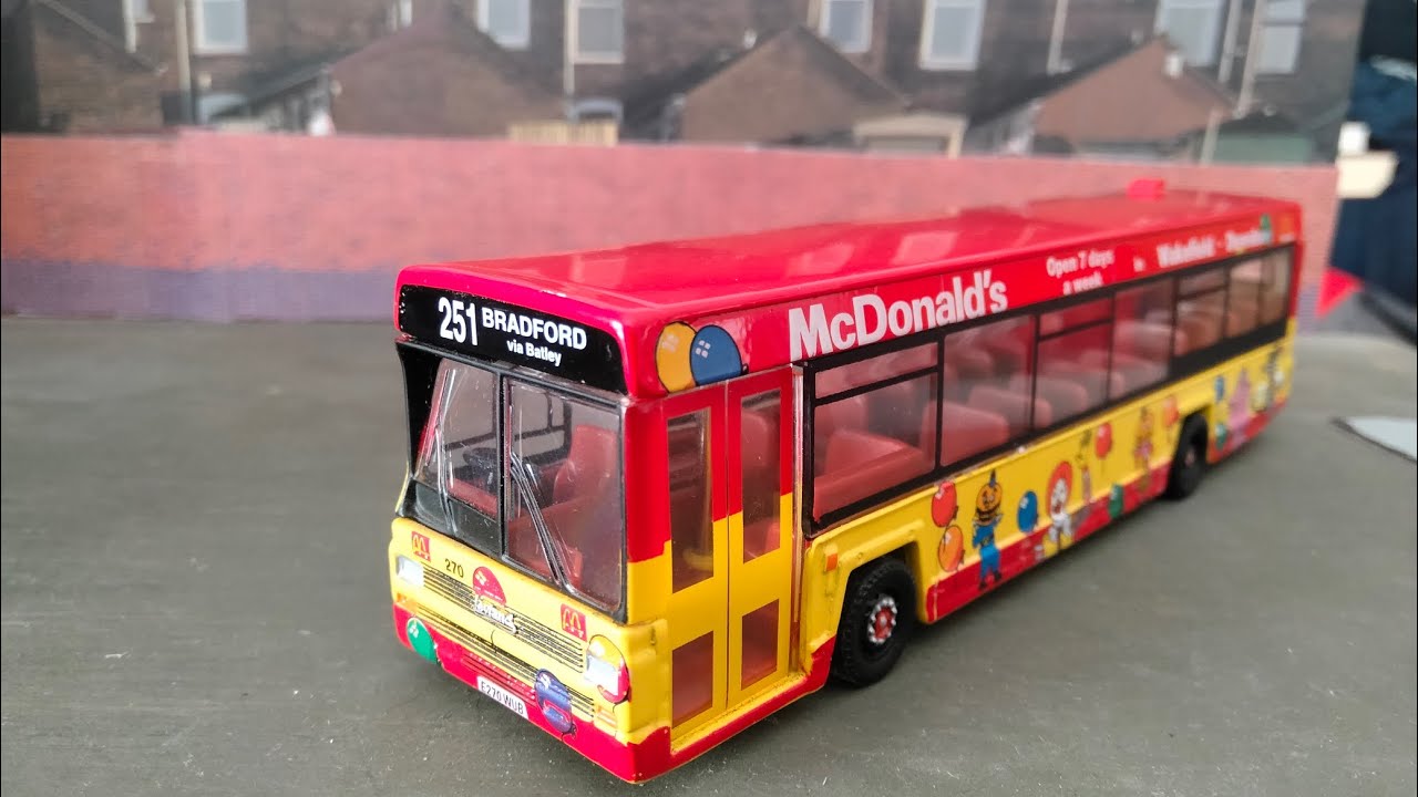 Мини-обзор модели автобуса McDonald's! Corgi OOC Leyland Lynx, Yorkshire Woollen (реклама McDonal...