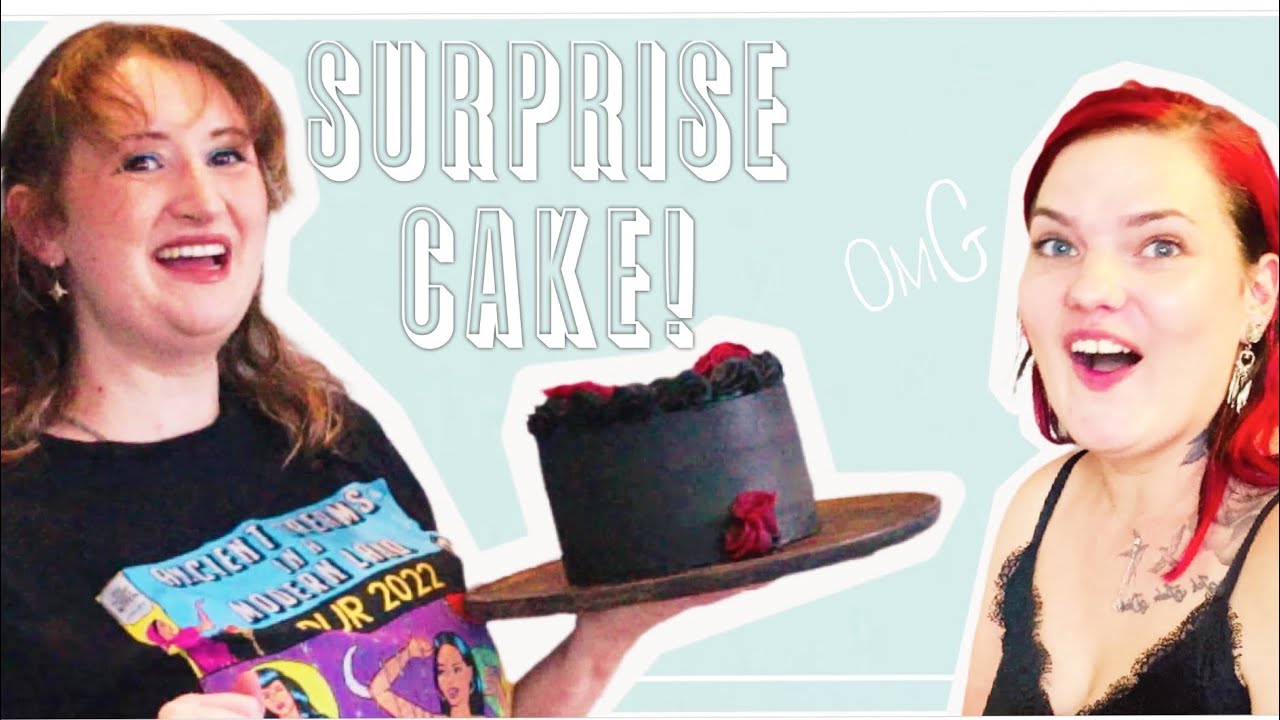 Schwarze Torte / Rosen modellieren / Naschen mit Amanda