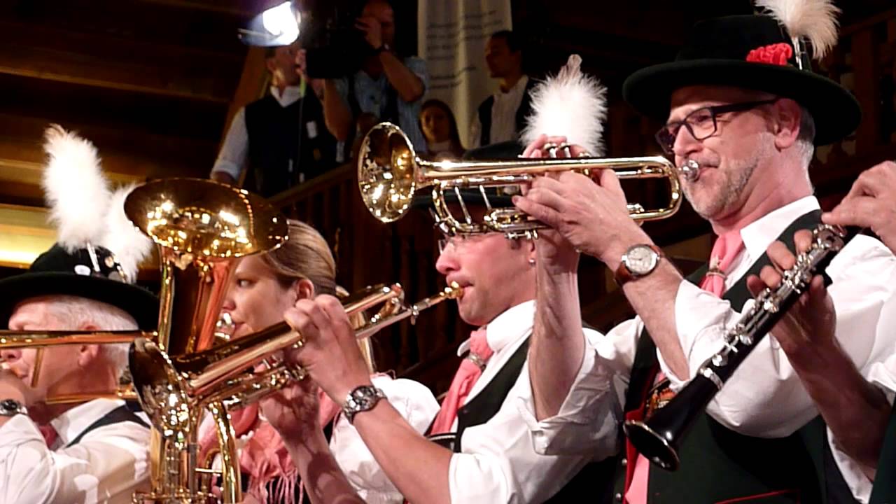 Maibockanstich  2013 im Hofbraeuhaus Muenchen