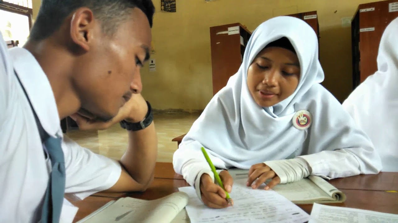 Film Sahabat Selamanya WOW !KELAS XII IPA 2 PUNYA