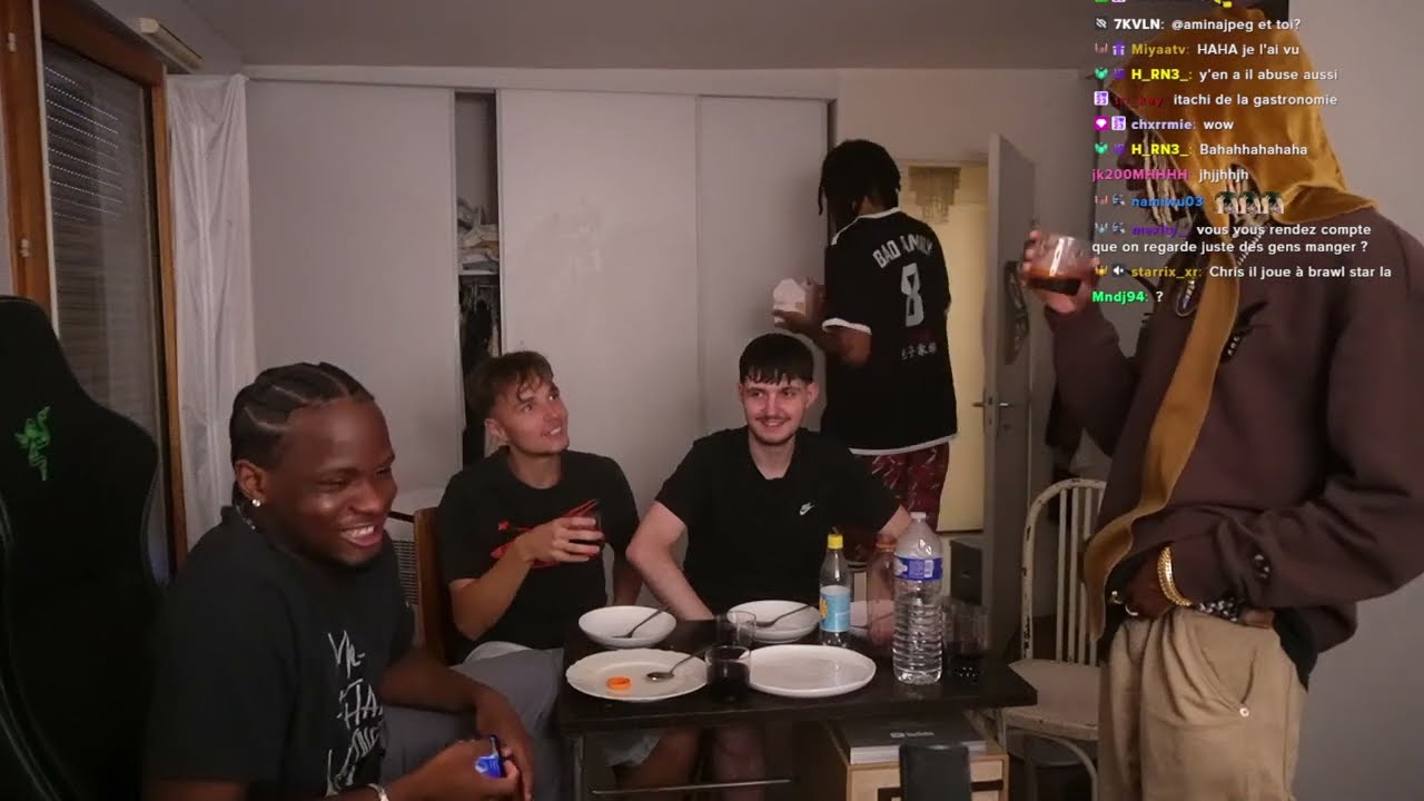 Melchior fait goûté la cuisine sénégalaise à Alexis avec Koumo Luka Chris