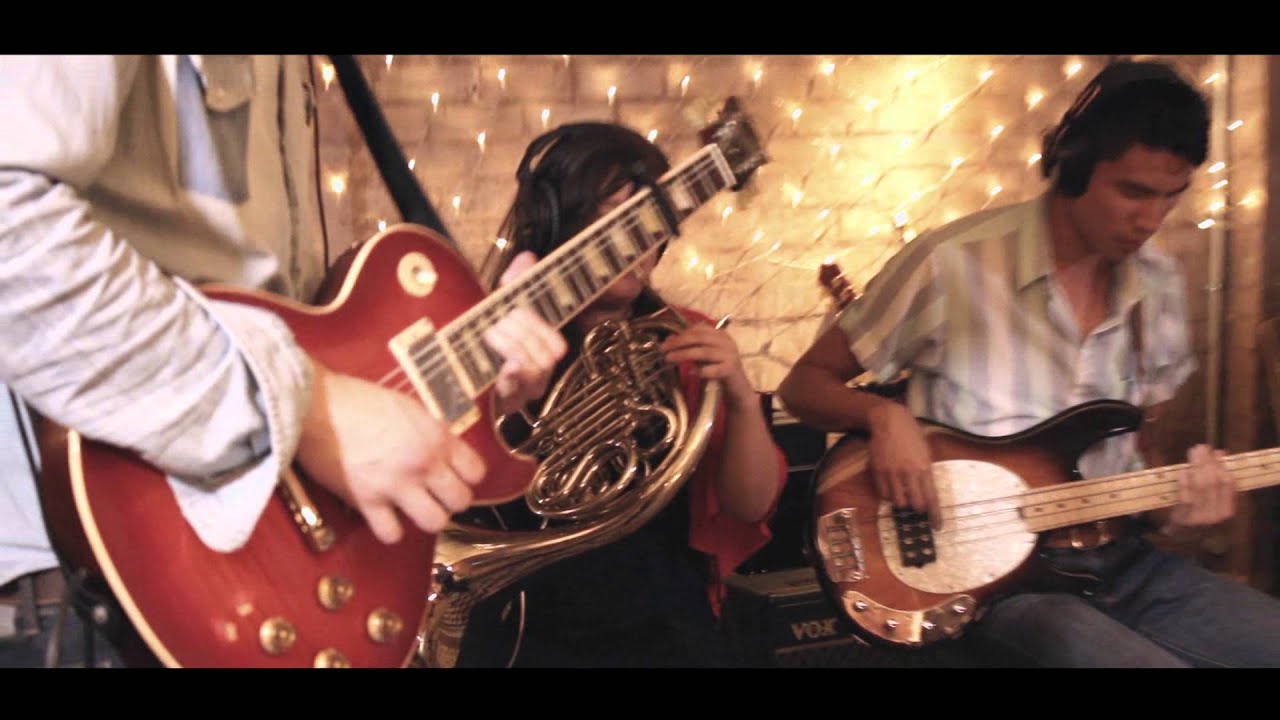 Amber Isles - Come On (Live)